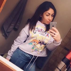 Meet your Posher, Sandra